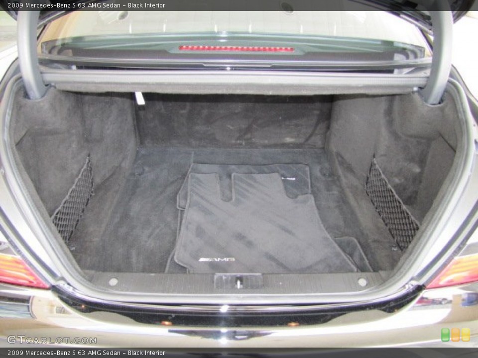 Black Interior Trunk for the 2009 Mercedes-Benz S 63 AMG Sedan #70307033