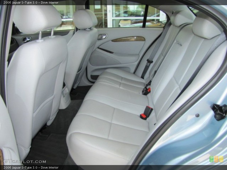 Dove Interior Rear Seat for the 2006 Jaguar S-Type 3.0 #70307858