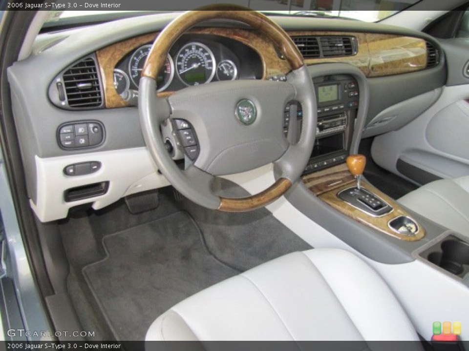 Dove 2006 Jaguar S-Type Interiors