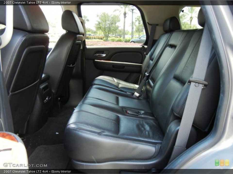 Ebony Interior Rear Seat for the 2007 Chevrolet Tahoe LTZ 4x4 #70308620
