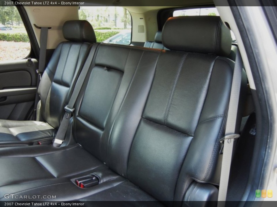 Ebony Interior Rear Seat for the 2007 Chevrolet Tahoe LTZ 4x4 #70308629