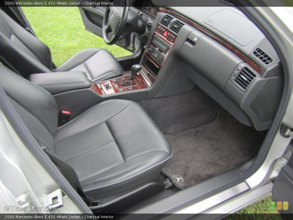 Charcoal Interior Photo for the 2000 Mercedes-Benz E 430 4Matic Sedan #70313799