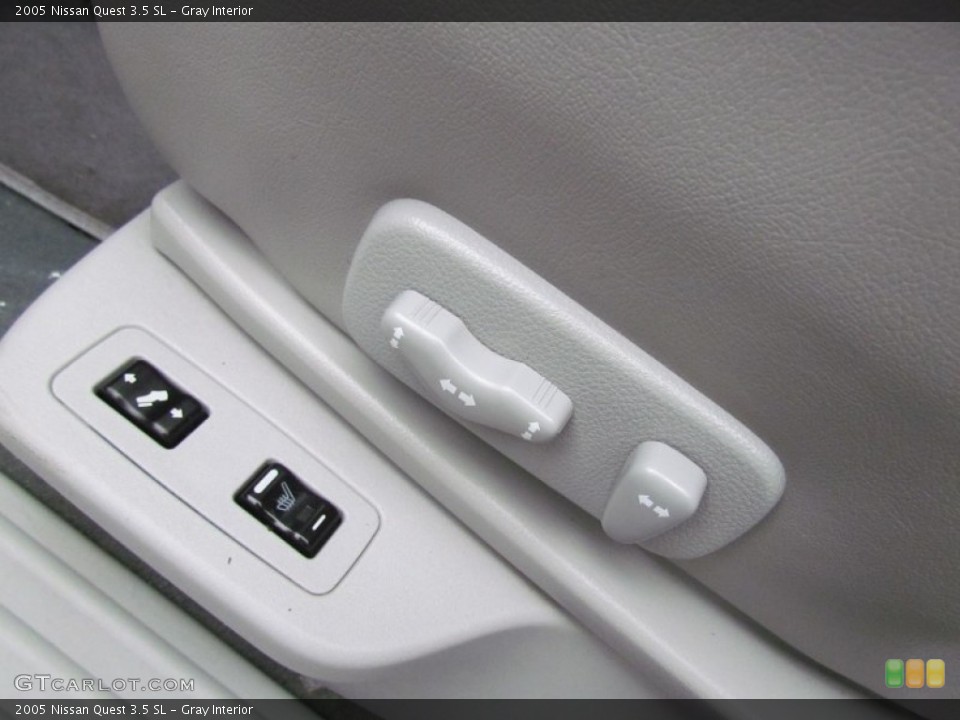 Gray Interior Controls for the 2005 Nissan Quest 3.5 SL #70315060