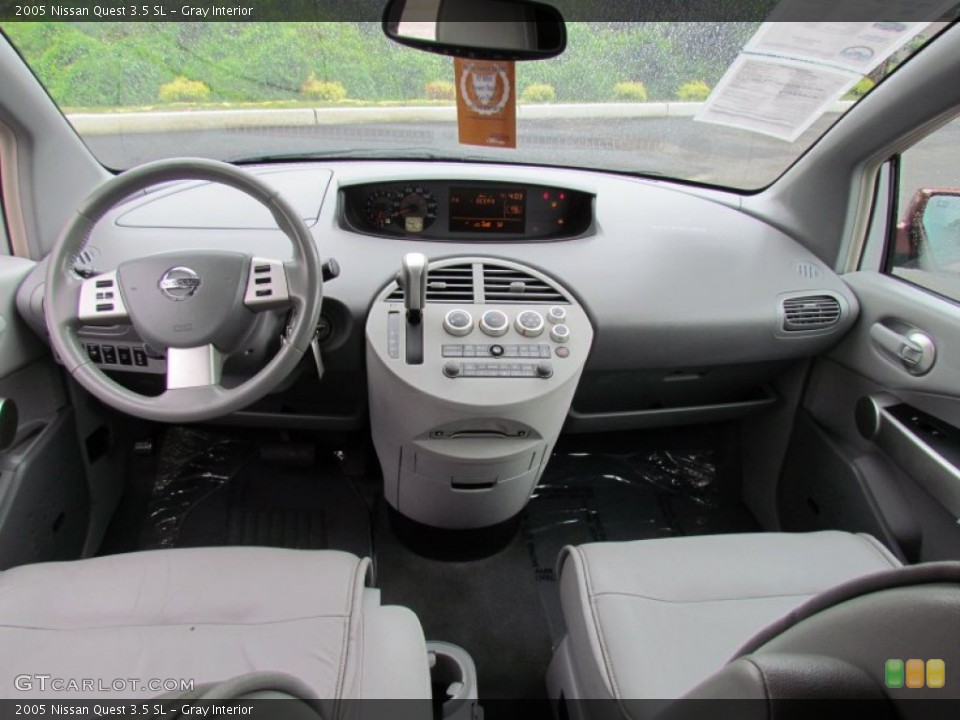 Gray Interior Dashboard for the 2005 Nissan Quest 3.5 SL #70315125
