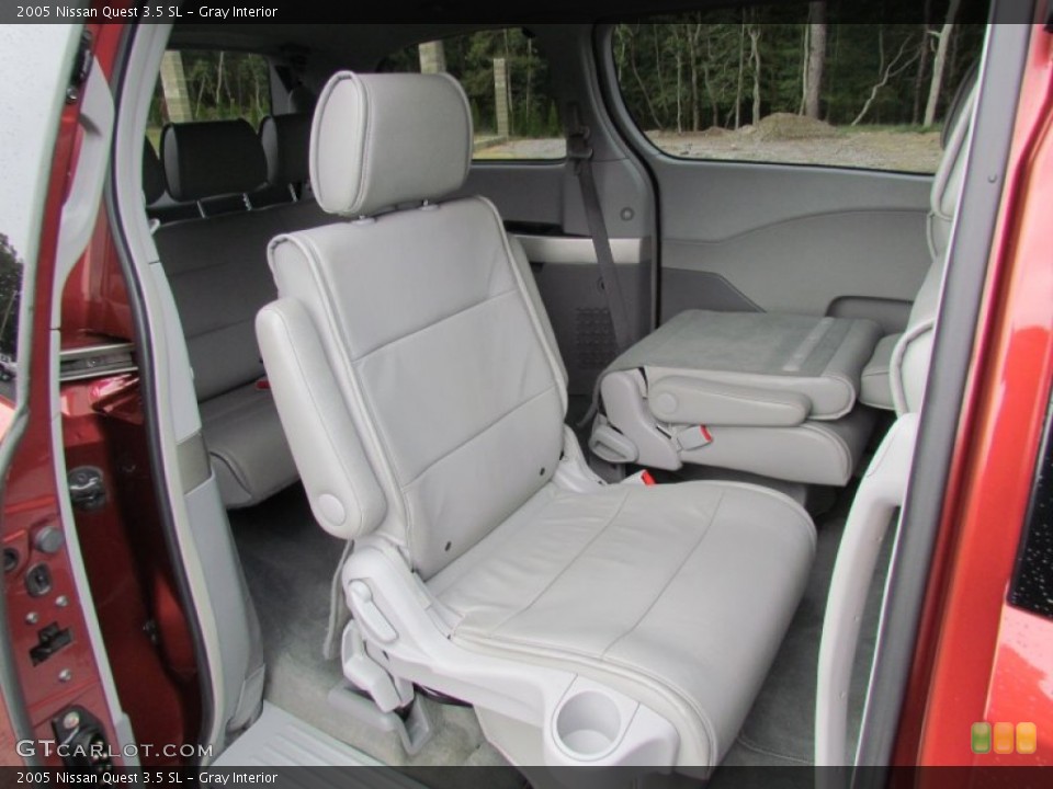 Gray Interior Rear Seat for the 2005 Nissan Quest 3.5 SL #70315149