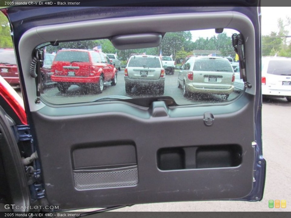 Black Interior Door Panel for the 2005 Honda CR-V EX 4WD #70315713