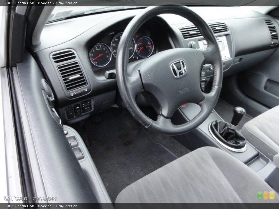 Gray Interior Photo for the 2005 Honda Civic EX Sedan #70318506