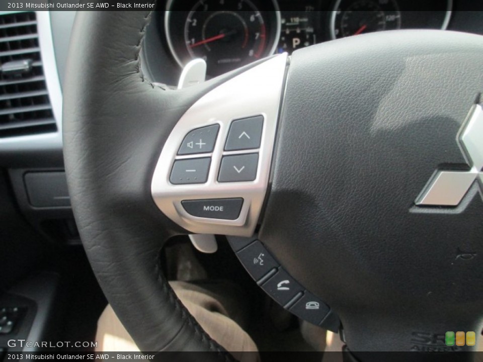 Black Interior Controls for the 2013 Mitsubishi Outlander SE AWD #70319361