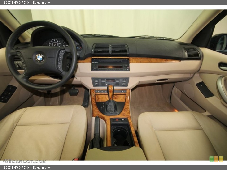 Beige Interior Dashboard for the 2003 BMW X5 3.0i #70319760