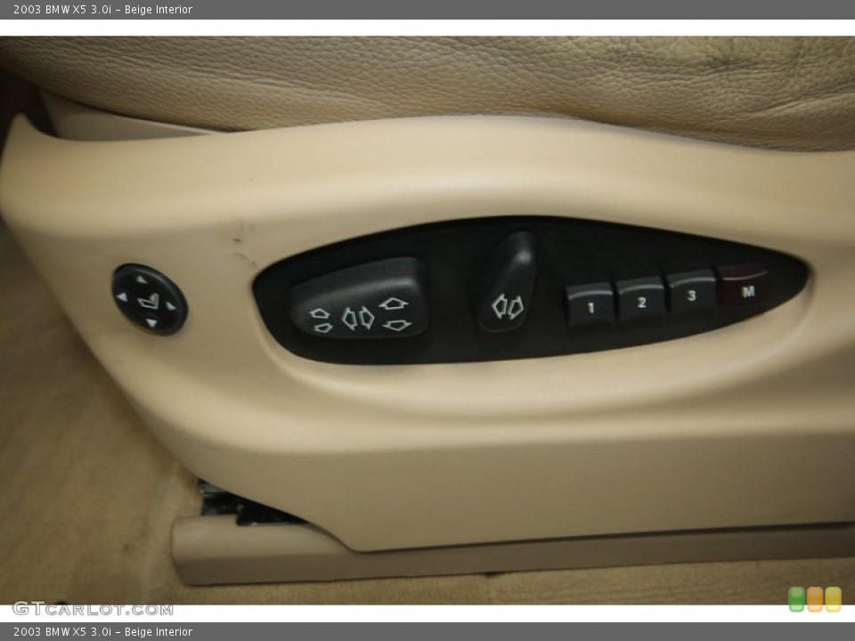 Beige Interior Controls for the 2003 BMW X5 3.0i #70319878