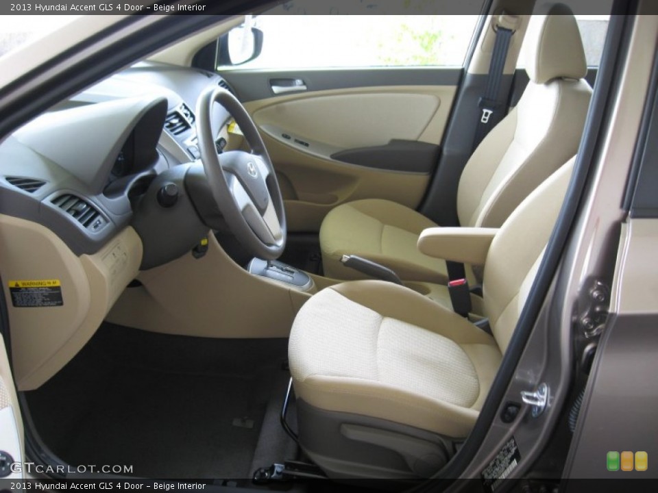 Beige Interior Photo for the 2013 Hyundai Accent GLS 4 Door #70320977