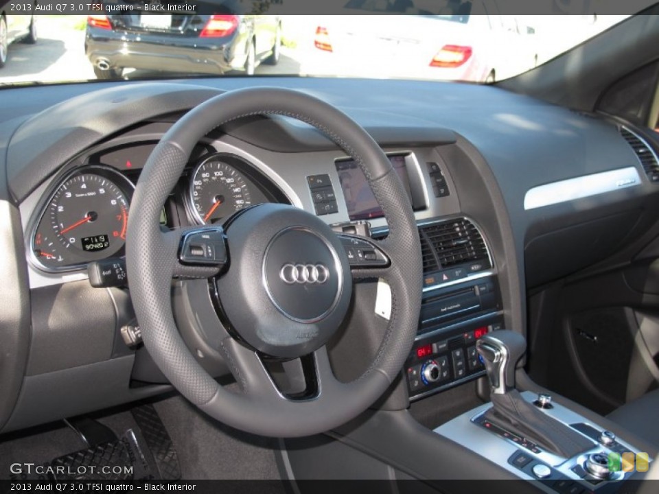 Black Interior Dashboard for the 2013 Audi Q7 3.0 TFSI quattro #70324584