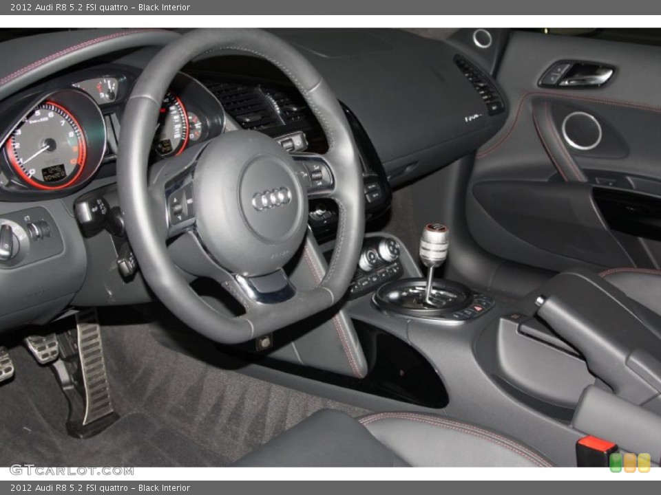 Black Interior Photo for the 2012 Audi R8 5.2 FSI quattro #70326452
