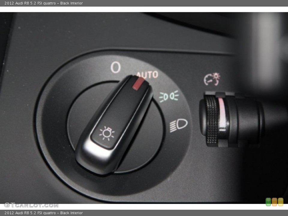 Black Interior Controls for the 2012 Audi R8 5.2 FSI quattro #70326501