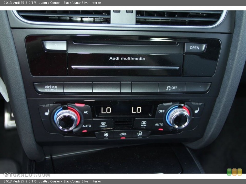 Black/Lunar Silver Interior Controls for the 2013 Audi S5 3.0 TFSI quattro Coupe #70327539