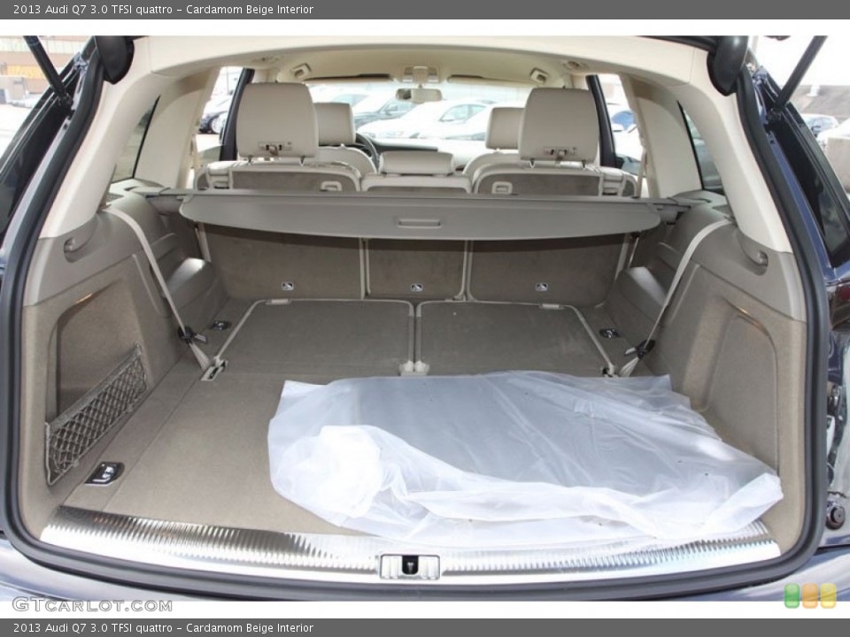 Cardamom Beige Interior Trunk for the 2013 Audi Q7 3.0 TFSI quattro #70328256