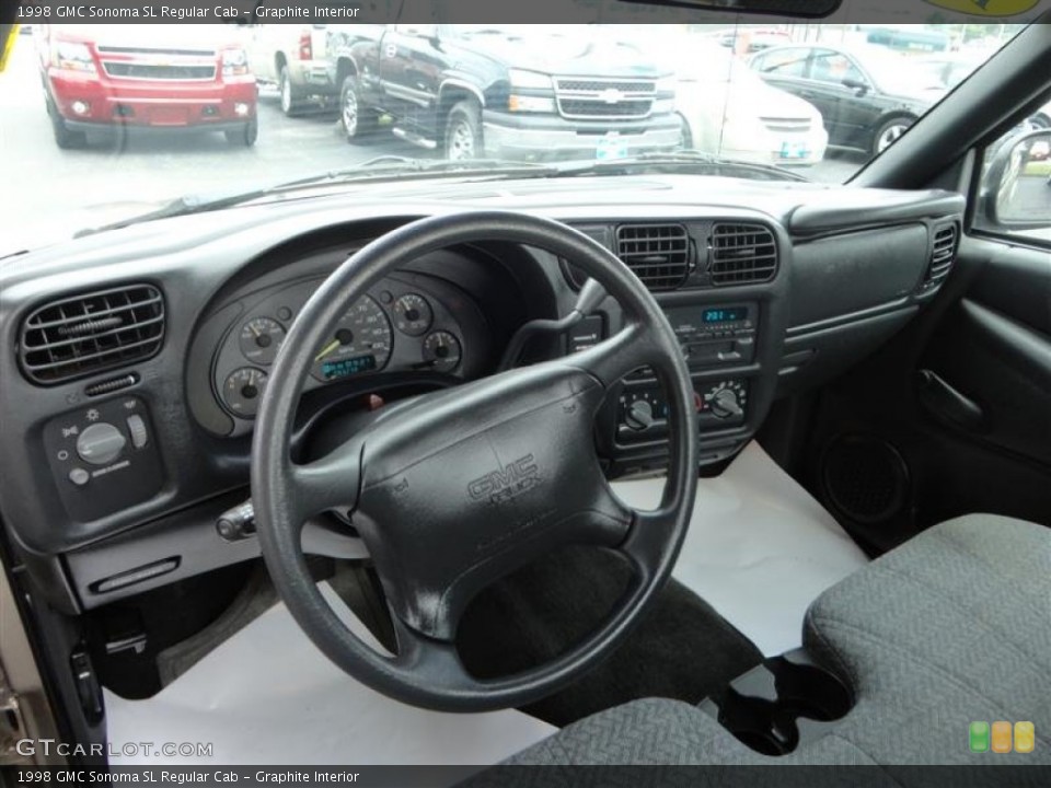 Graphite 1998 GMC Sonoma Interiors