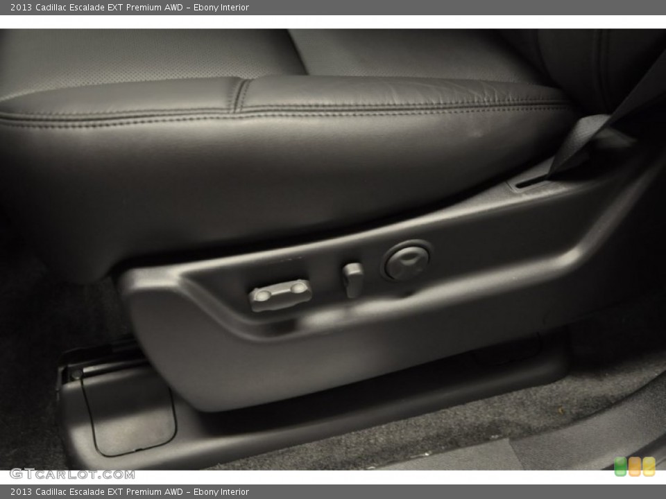 Ebony Interior Controls for the 2013 Cadillac Escalade EXT Premium AWD #70330464