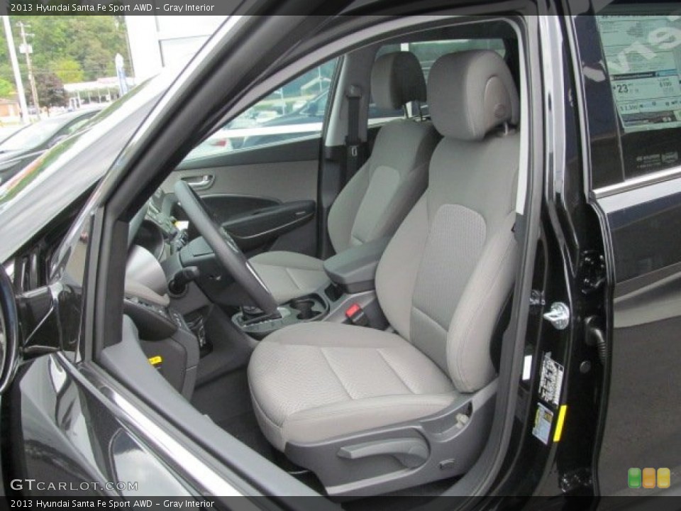 Gray Interior Photo for the 2013 Hyundai Santa Fe Sport AWD #70395222