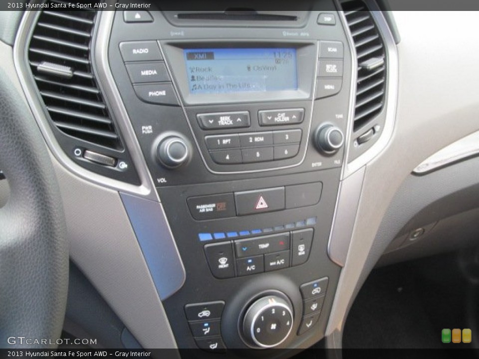 Gray Interior Controls for the 2013 Hyundai Santa Fe Sport AWD #70395240