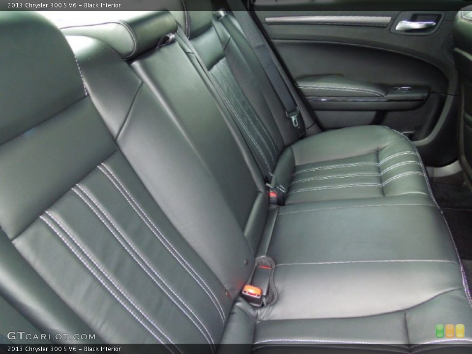 Black Interior Rear Seat for the 2013 Chrysler 300 S V6 #70402617