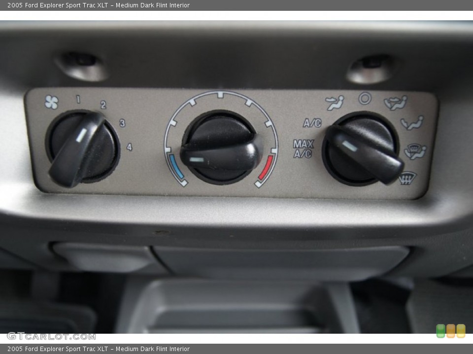 Medium Dark Flint Interior Controls for the 2005 Ford Explorer Sport Trac XLT #70413622