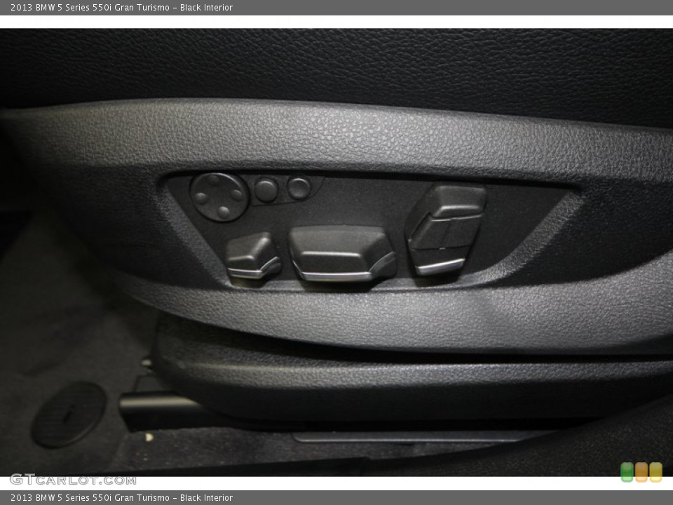 Black Interior Controls for the 2013 BMW 5 Series 550i Gran Turismo #70427791