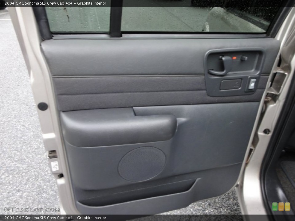 Graphite Interior Door Panel for the 2004 GMC Sonoma SLS Crew Cab 4x4 #70439586