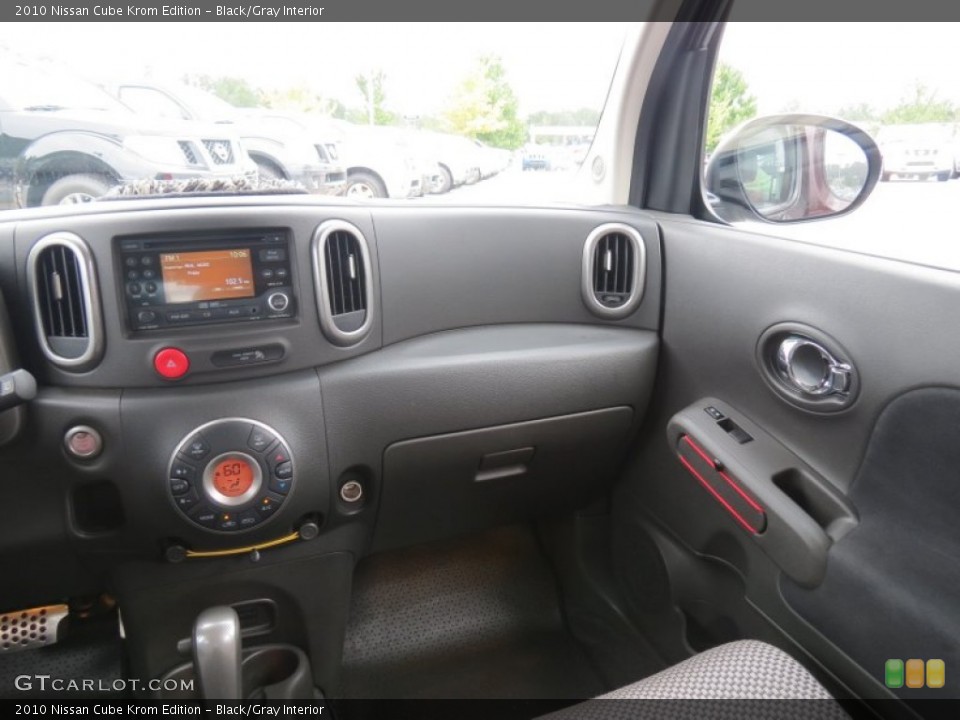 Black/Gray Interior Dashboard for the 2010 Nissan Cube Krom Edition #70444846