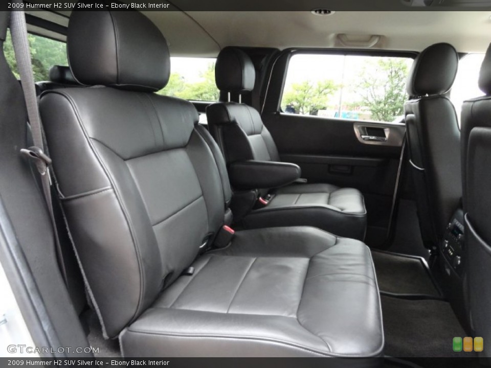 Ebony Black Interior Photo for the 2009 Hummer H2 SUV Silver Ice #70467291