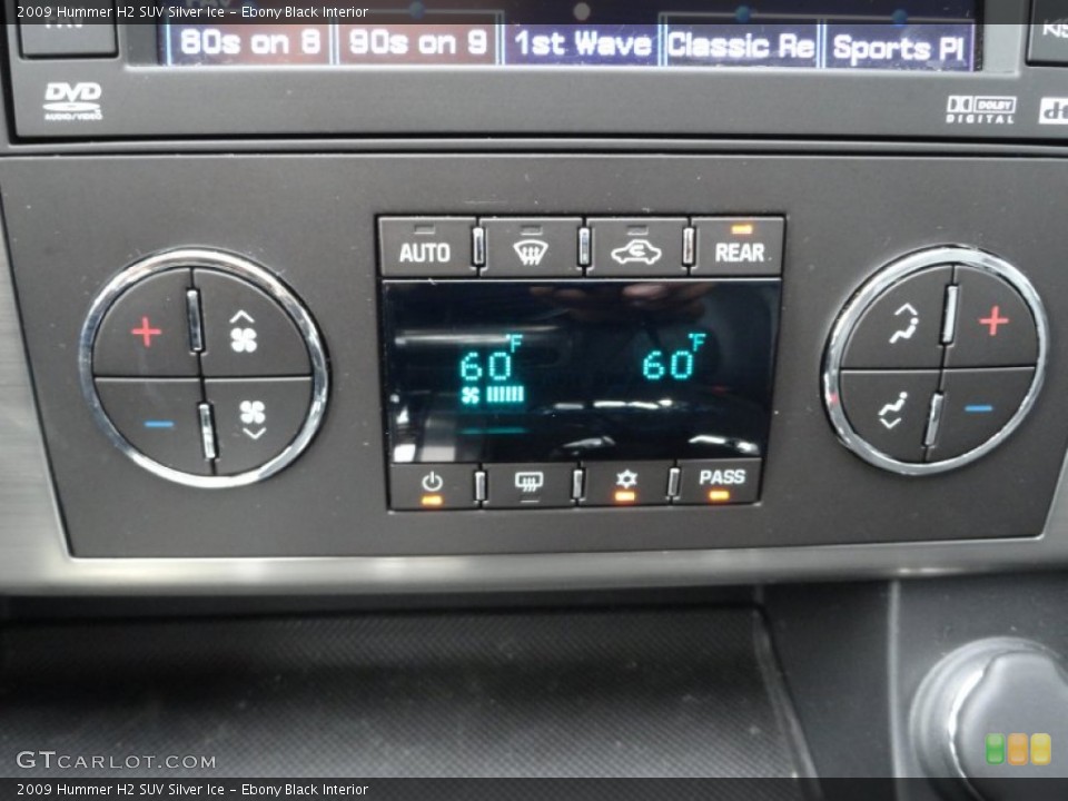 Ebony Black Interior Controls for the 2009 Hummer H2 SUV Silver Ice #70467565