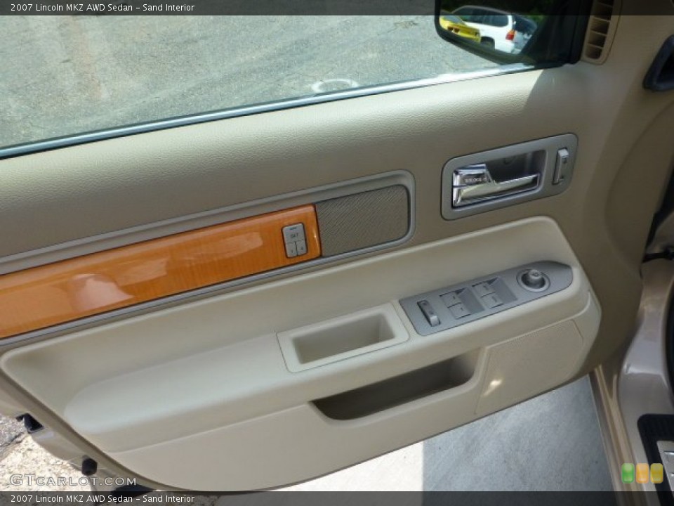 Sand Interior Door Panel for the 2007 Lincoln MKZ AWD Sedan #70476827
