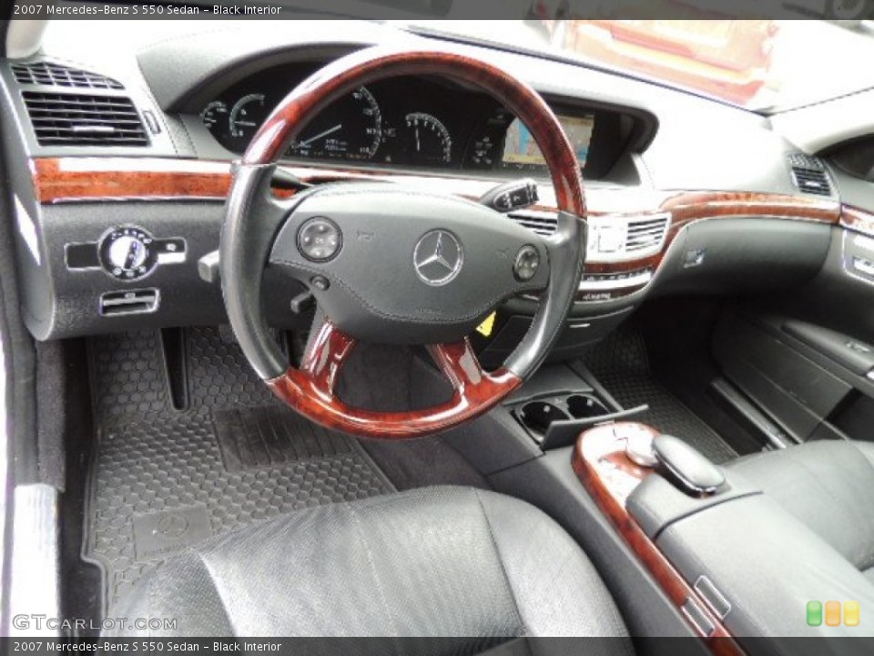 Black Interior Photo for the 2007 Mercedes-Benz S 550 Sedan #70480937