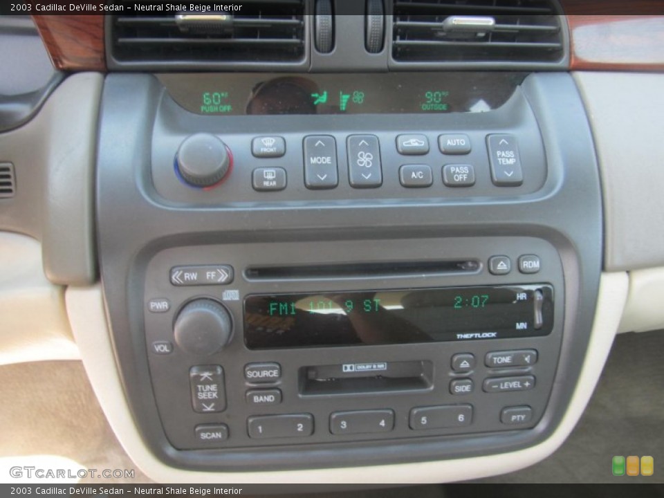 Neutral Shale Beige Interior Controls for the 2003 Cadillac DeVille Sedan #70485668