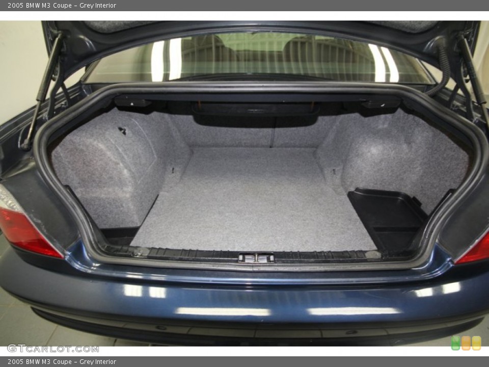 Grey Interior Trunk for the 2005 BMW M3 Coupe #70494986
