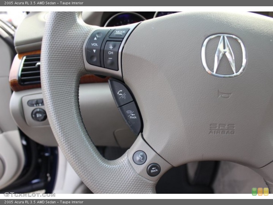 Taupe Interior Controls for the 2005 Acura RL 3.5 AWD Sedan #70499144