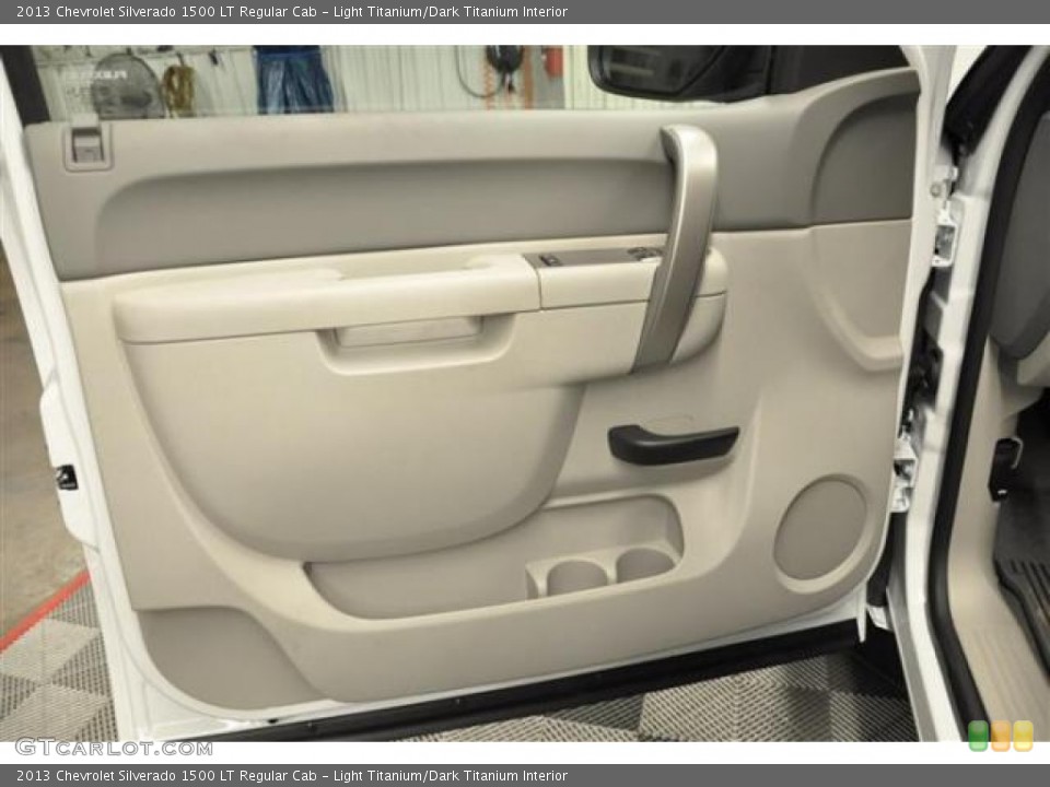 Light Titanium/Dark Titanium Interior Door Panel for the 2013 Chevrolet Silverado 1500 LT Regular Cab #70506887