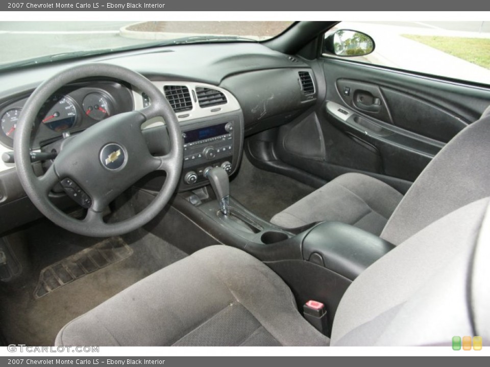 Ebony Black 2007 Chevrolet Monte Carlo Interiors