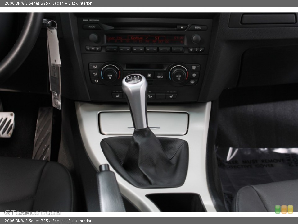 Black Interior Transmission for the 2006 BMW 3 Series 325xi Sedan #70519353