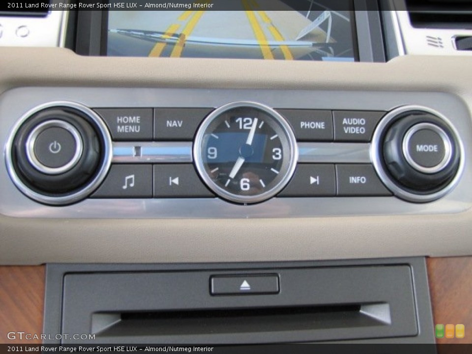 Almond/Nutmeg Interior Controls for the 2011 Land Rover Range Rover Sport HSE LUX #70538098