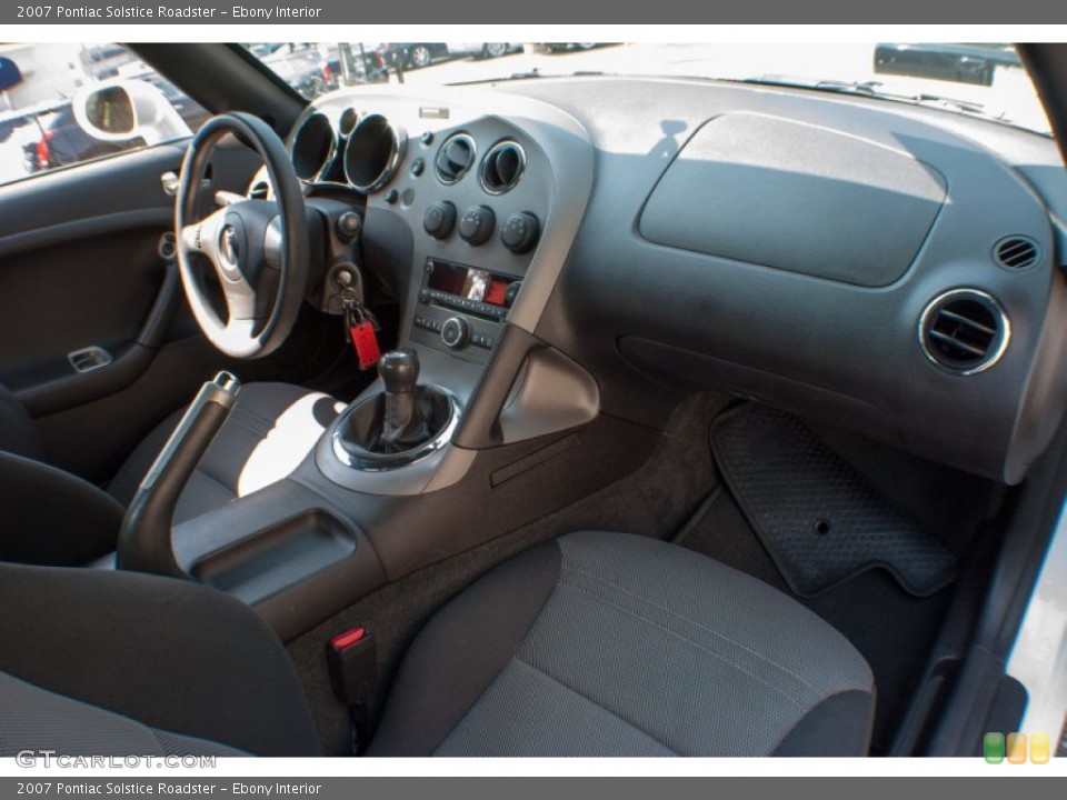 Ebony Interior Dashboard for the 2007 Pontiac Solstice Roadster #70540843