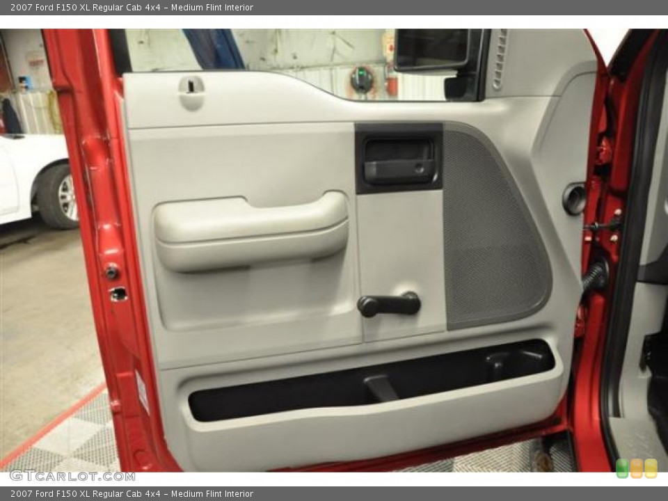 Medium Flint Interior Door Panel for the 2007 Ford F150 XL Regular Cab 4x4 #70556149