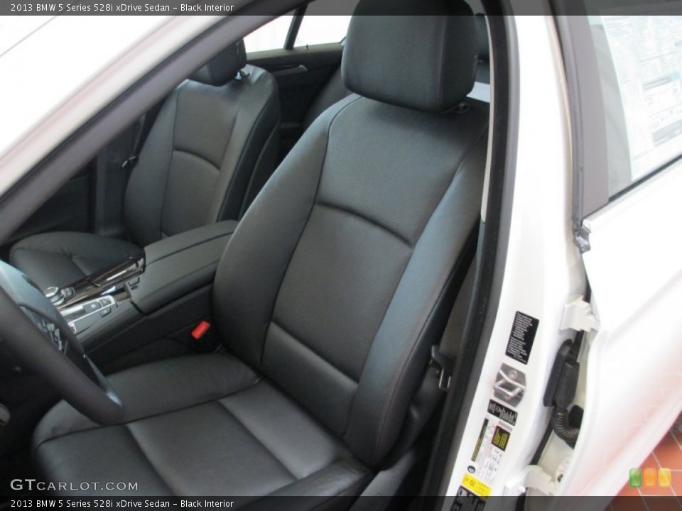 Black Interior Photo for the 2013 BMW 5 Series 528i xDrive Sedan #70557754