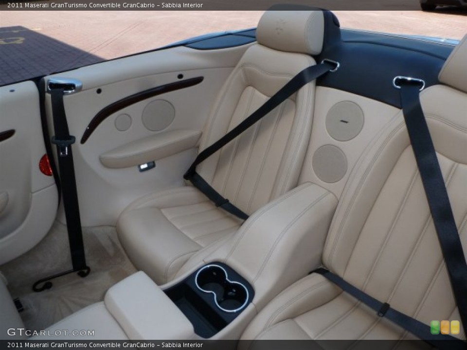 Sabbia Interior Photo for the 2011 Maserati GranTurismo Convertible GranCabrio #70559776