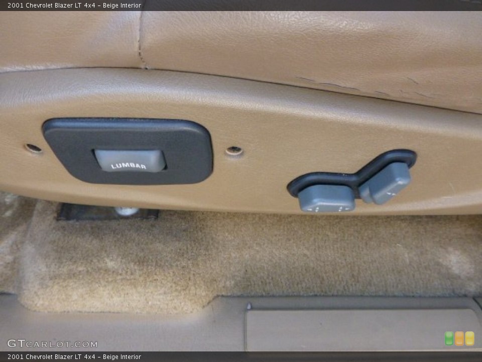 Beige Interior Controls for the 2001 Chevrolet Blazer LT 4x4 #70568811