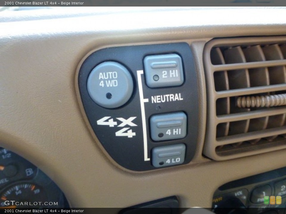 Beige Interior Controls for the 2001 Chevrolet Blazer LT 4x4 #70568816