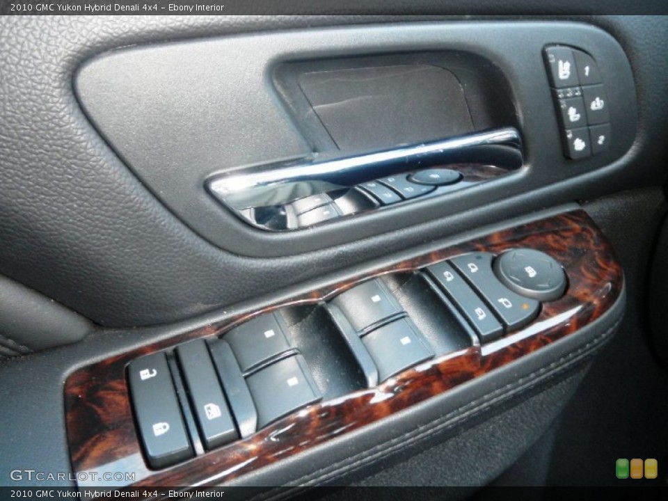 Ebony Interior Controls for the 2010 GMC Yukon Hybrid Denali 4x4 #70583970