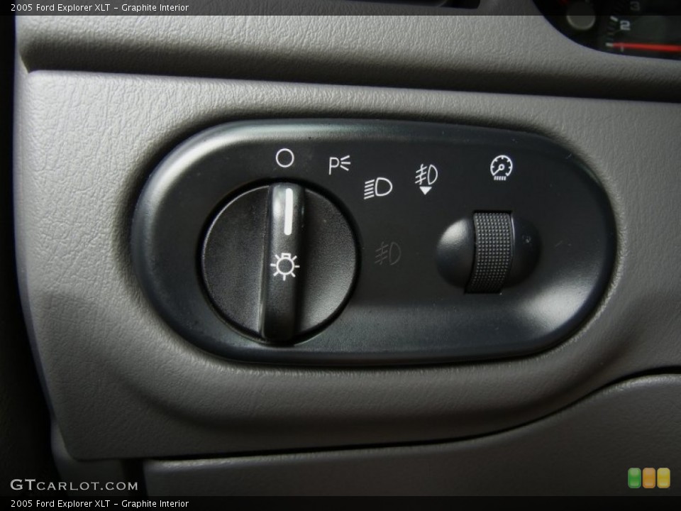 Graphite Interior Controls for the 2005 Ford Explorer XLT #70589319