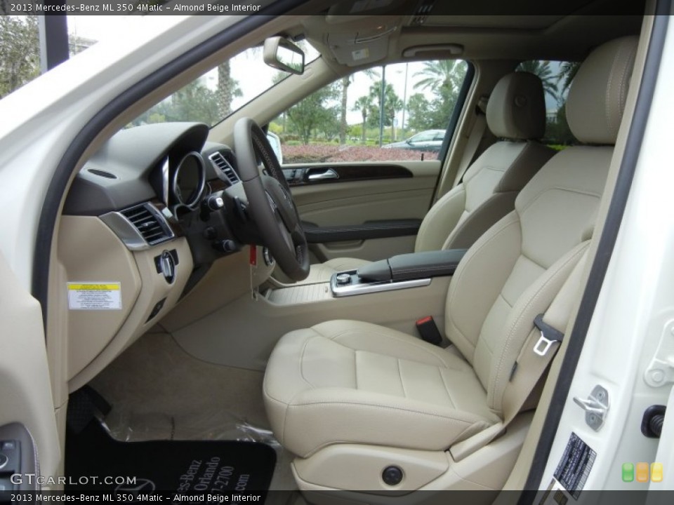Almond Beige Interior Photo for the 2013 Mercedes-Benz ML 350 4Matic #70589778