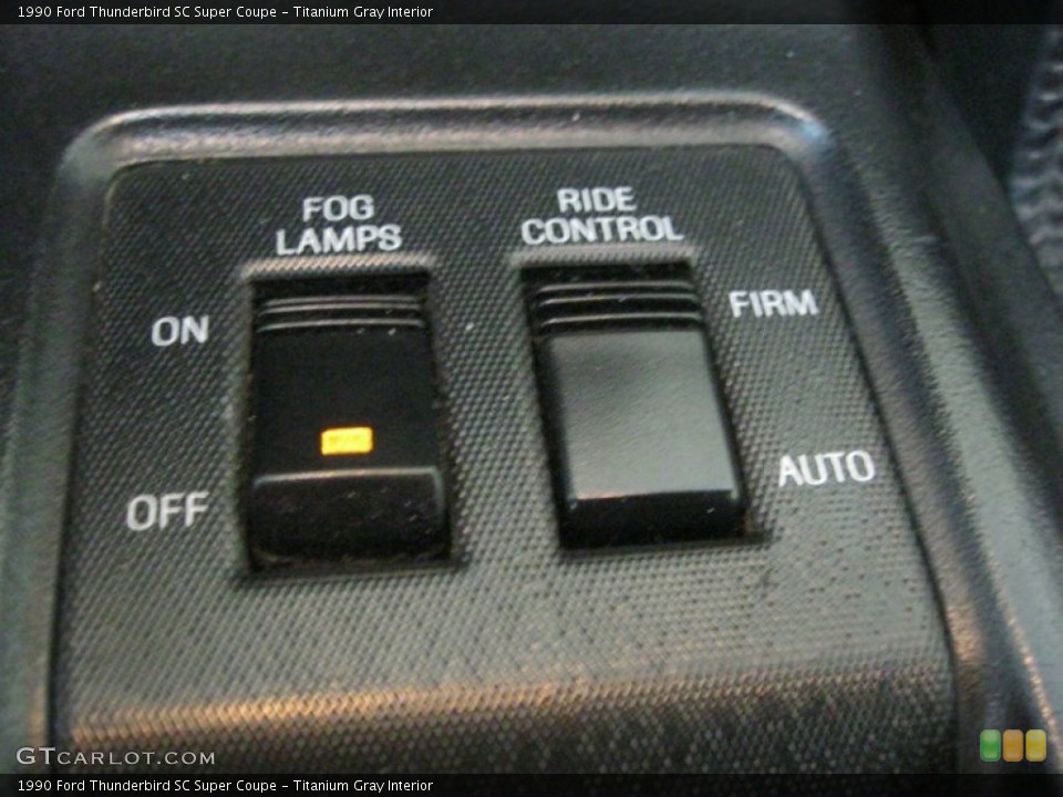 Titanium Gray Interior Controls for the 1990 Ford Thunderbird SC Super Coupe #70612905
